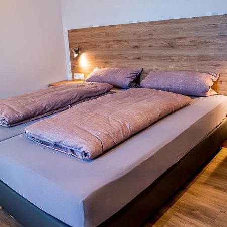 Gästezimmer Düll Dettelbach Exterior foto